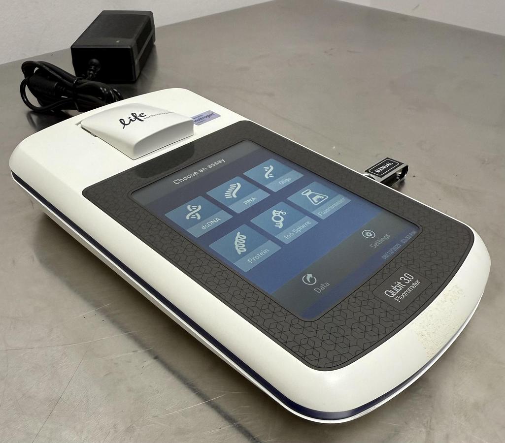 Used Invitrogen Life Technologies Qubit 3.0 Fluorometer w WARRANTY