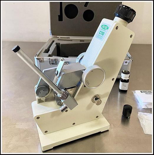 Used VEEGEE Scientific Abbe C10 Refractometer w Case & WARRANTY