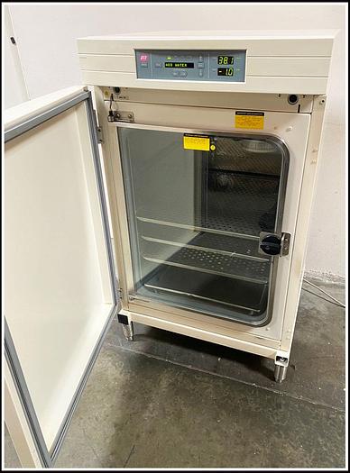Used Thermo Forma Series II CO2 Incubator Water Jacketed 3110 w WARRANTY