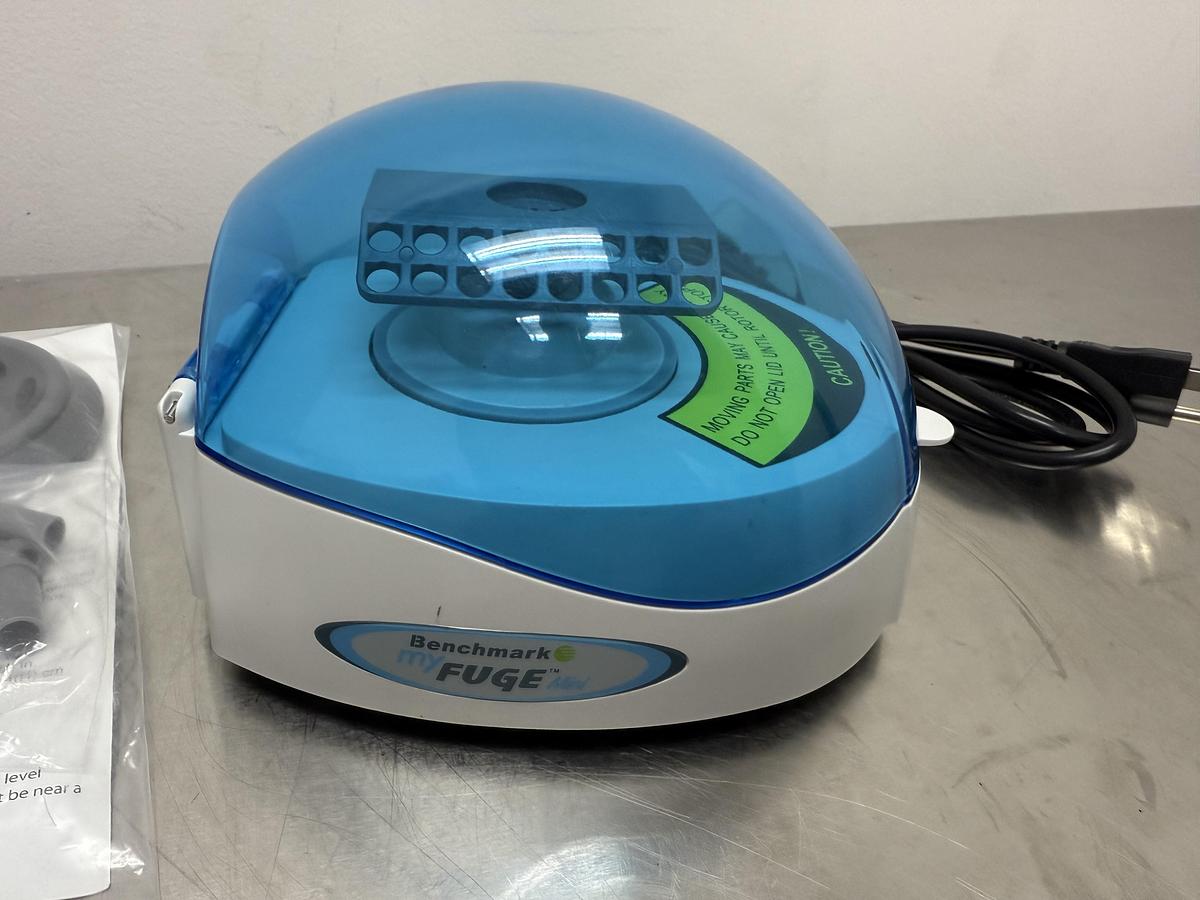Used Benchmark Myfuge Mini Centrifuge Microfuge w Tube and PCR Rotor & WARRANTY