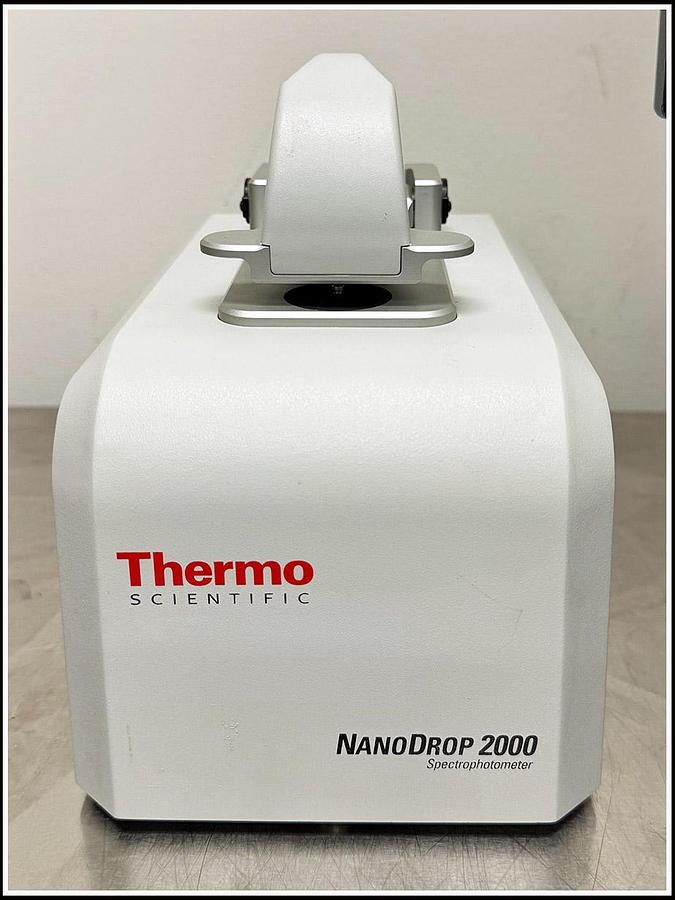 Used NanoDrop 2000 Spectrophotometer COMPLETE w WARRANTY