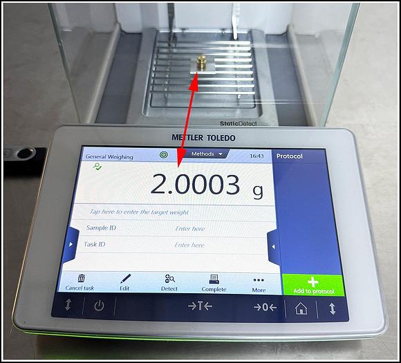 Used Mettler Toledo XPR204 220g x 0.1 mg Analytical Balance w WARRANTY
