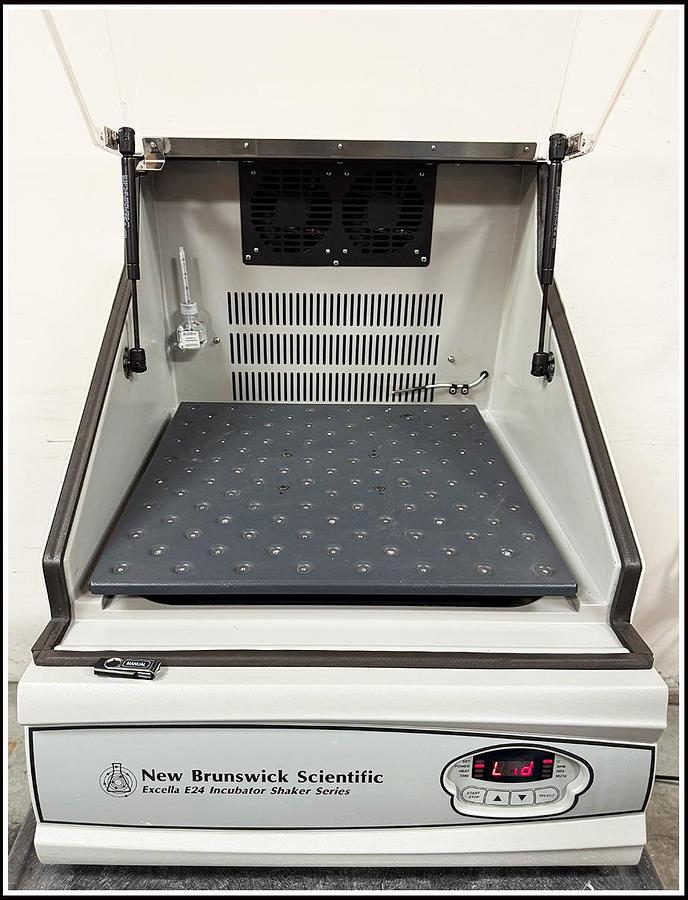 Used New Brunswick Incubator Shaker Excella E24R Refrigerated w WARRANTY