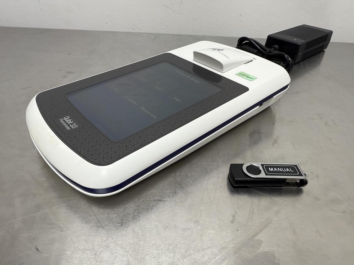 Used Invitrogen Life Technologies Qubit 3.0 Fluorometer w WARRANTY