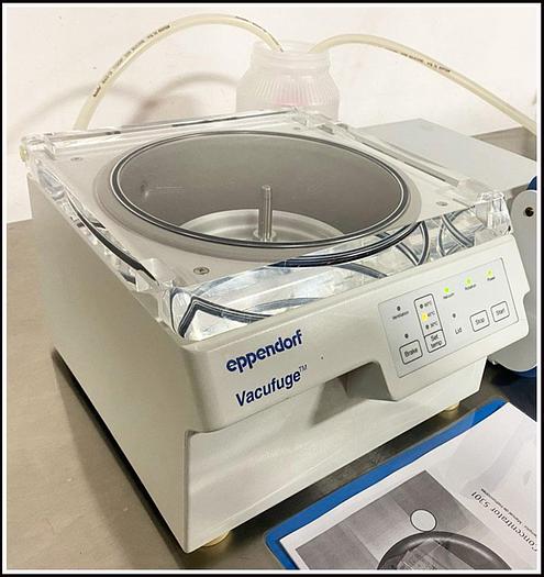 Used Eppendorf Vacufuge 5301 Concentrator w Pump & WARRANTY