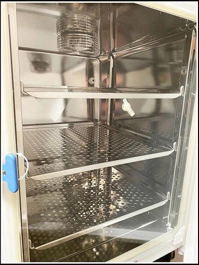 Used VWR Symphony 5.3A Air-Jacketed CO2 Incubator w WARRANTY