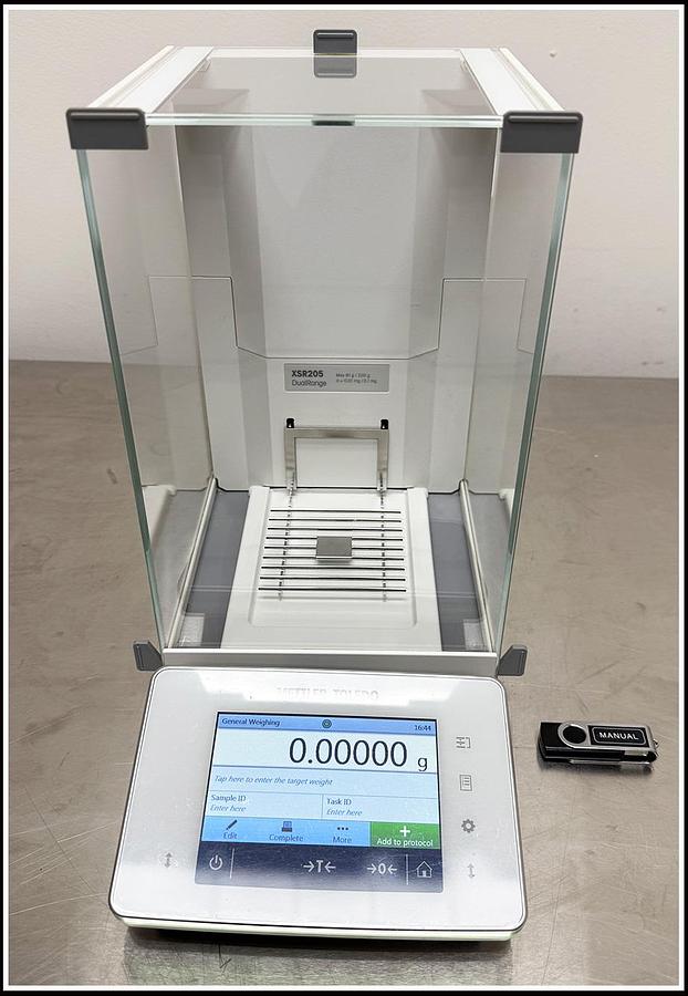 Used Mettler Toledo XSR 220x0.01mg Analytical Balance w WARRANTY