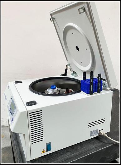 Used Eppendorf Centrifuge 5804 for 3, 15, 50ml Tubes w WARRANTY