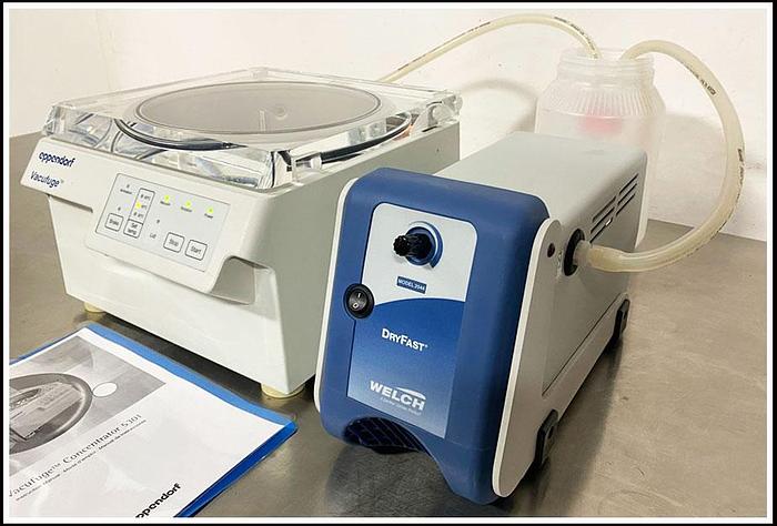 Used Eppendorf Vacufuge 5301 Concentrator w Pump & WARRANTY