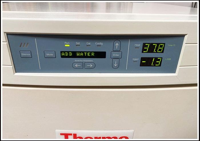 Used Thermo Forma Series II CO2 Incubator Water Jacketed 3110 w WARRANTY