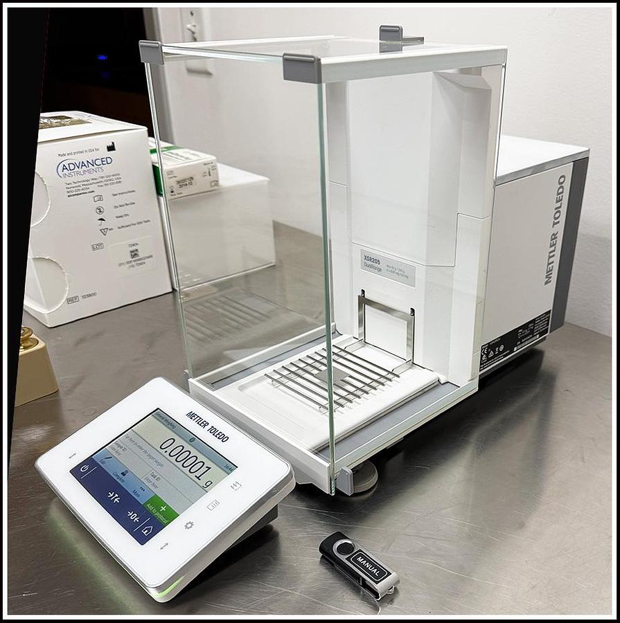 Used Mettler Toledo XSR 220x0.01mg Analytical Balance w WARRANTY