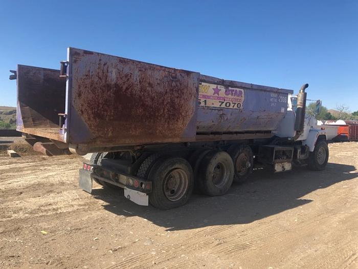 Used 1989 Chev rolloff truck HB18238