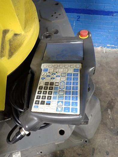Used FANUC M41OiB/700 WITH R30iB CONTROL, CABLES & TEACH PENDANT