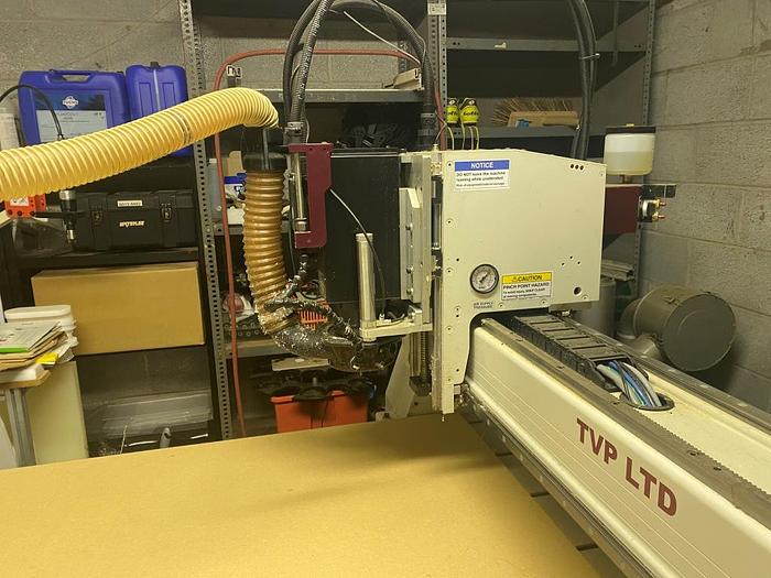 Used 2017 AXYZ 4008 CNC Router
