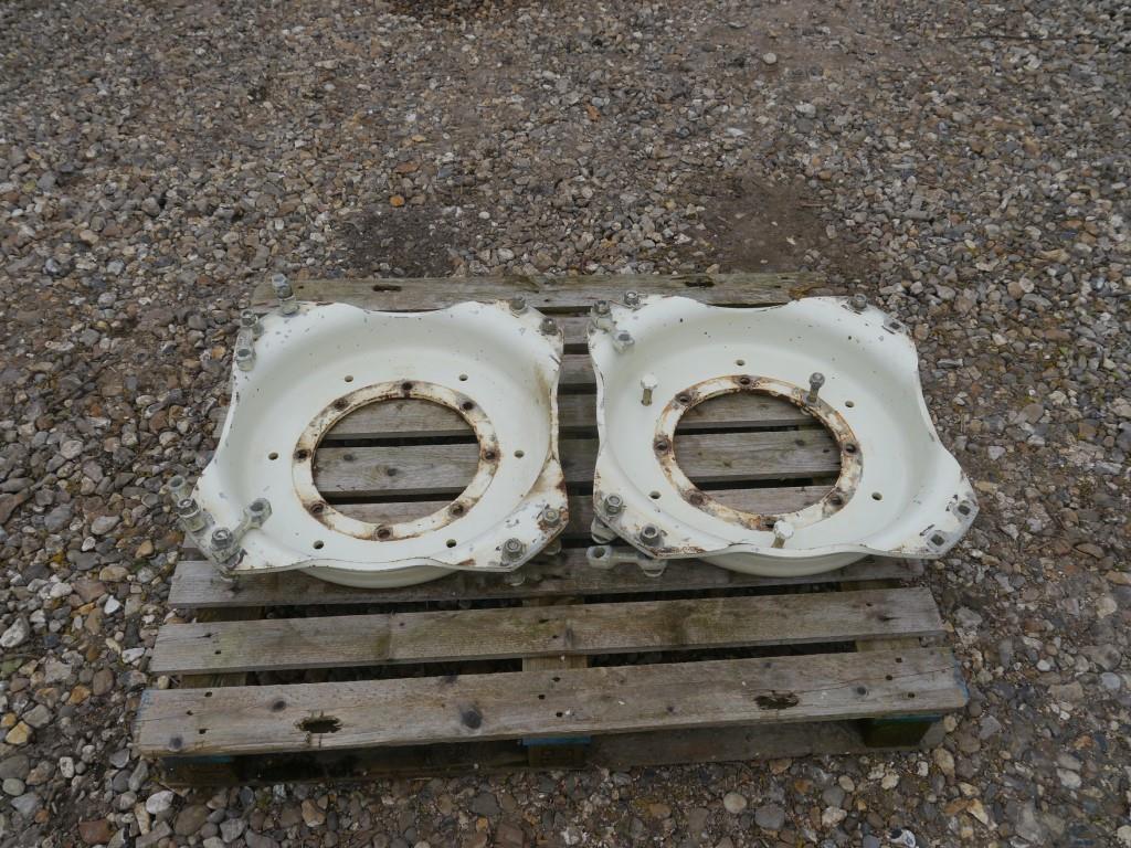 Used New Holland TM Wheel Centres