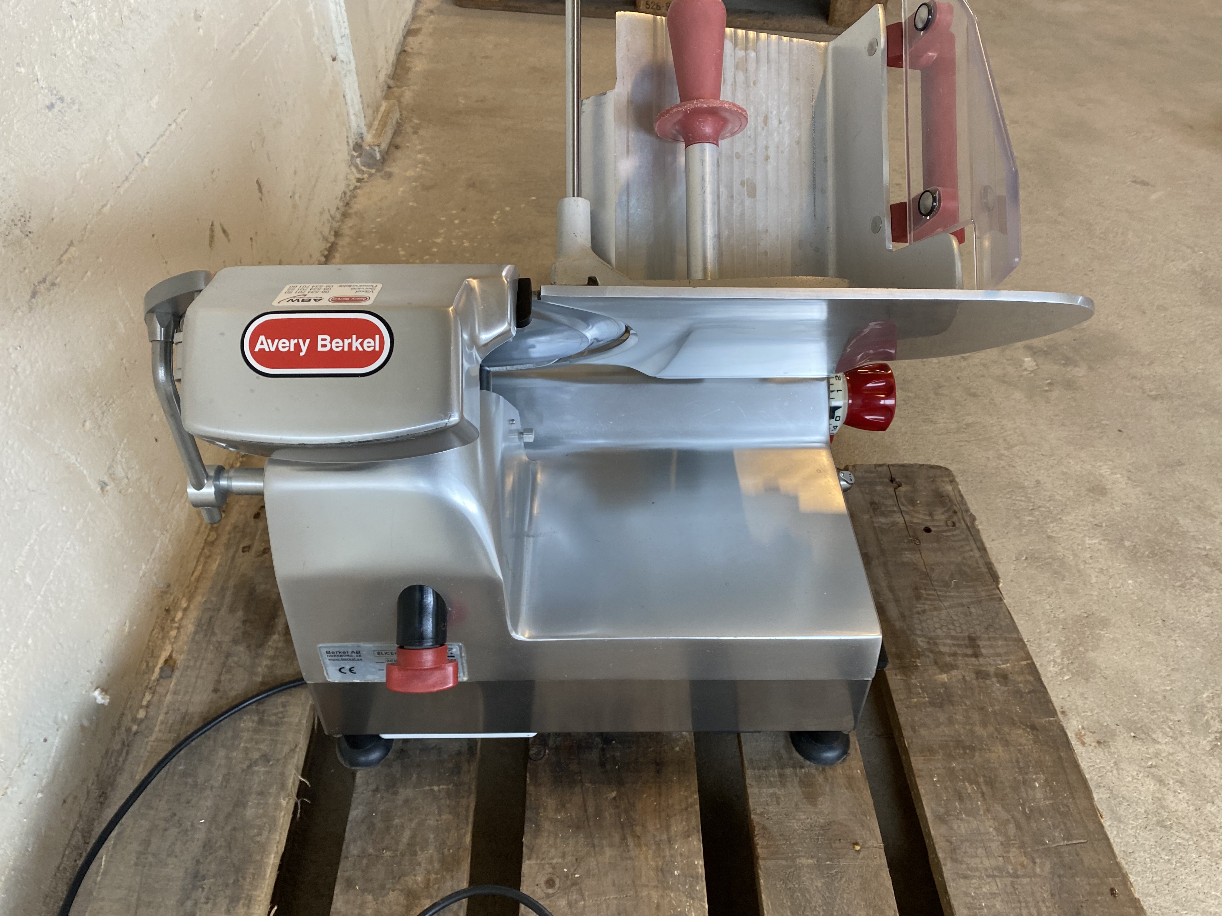 Begagnad Berkel Slicer-831 Semi Auto 300 #1563
