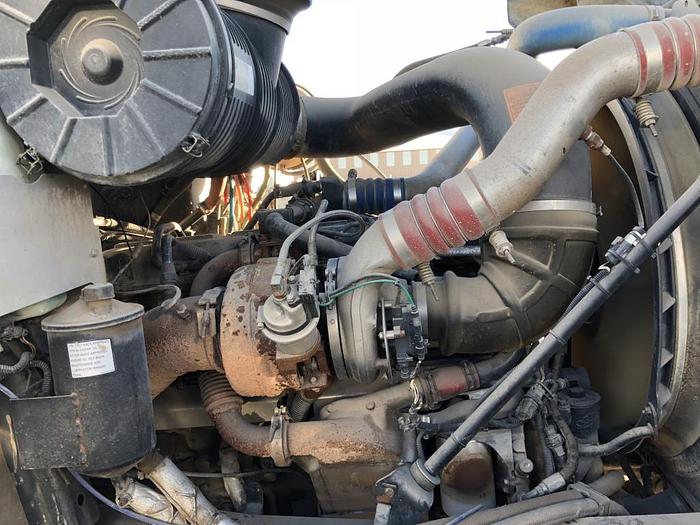 Used 2005 Mack CNN613