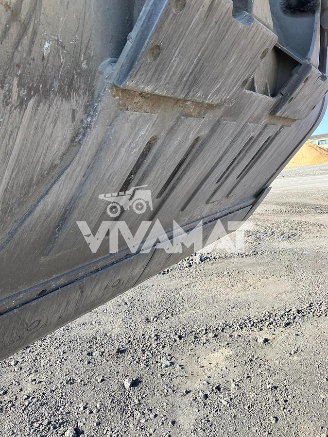 D'occasion Godet de chargeuse Caterpillar 966MXE