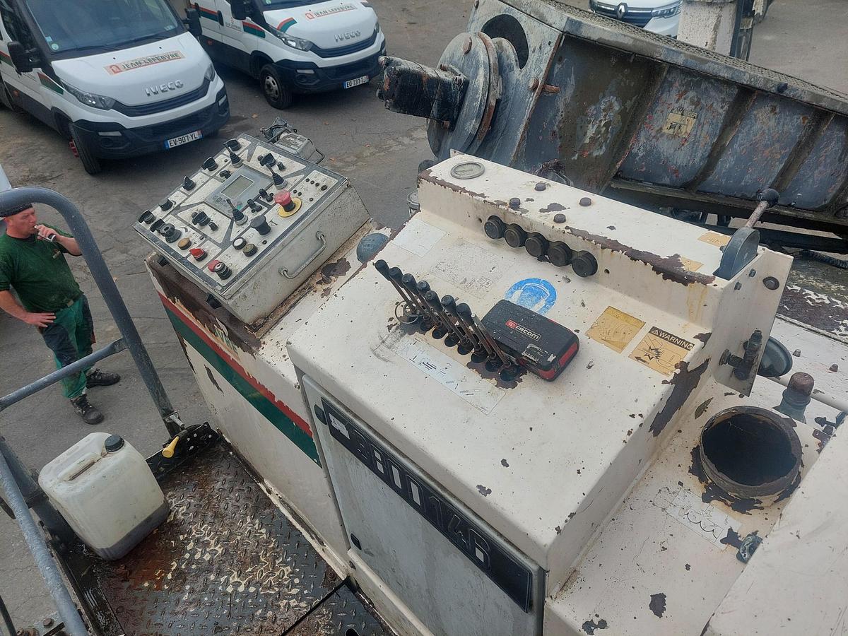 Used 2008 Wirtgen SP150F