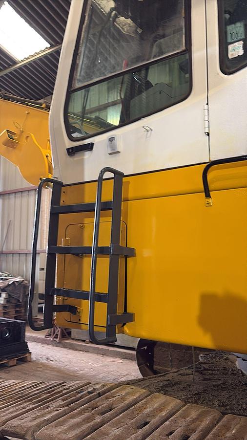 Used Liebherr R934B EW