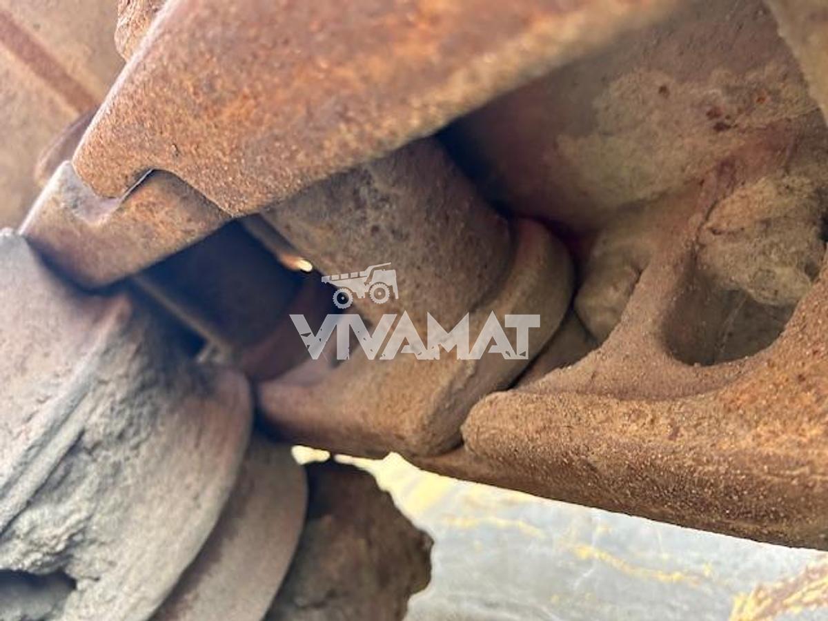 Used 2013 CATERPILLAR 973D