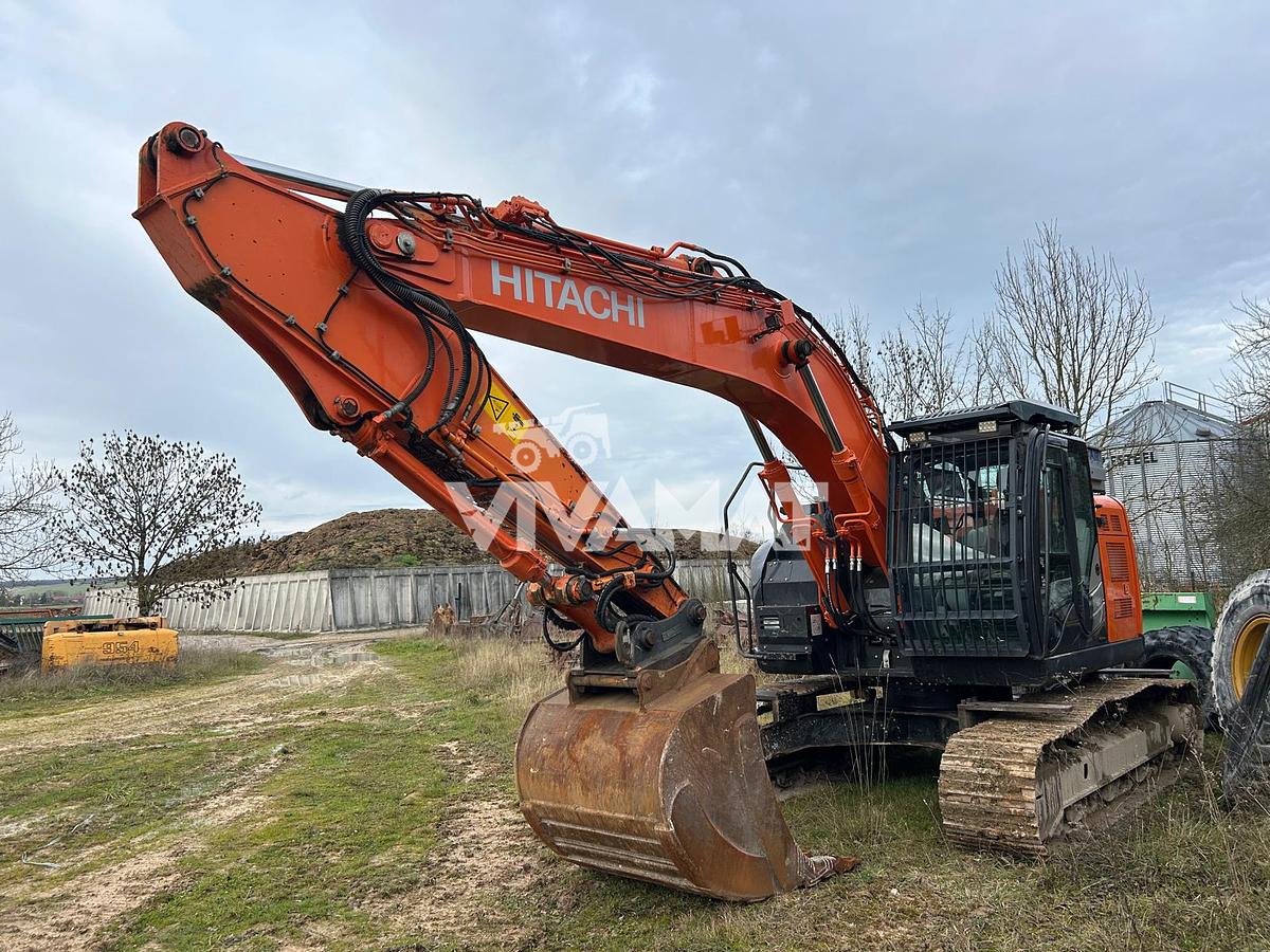 Used 2018 Hitachi ZX225USLC-6