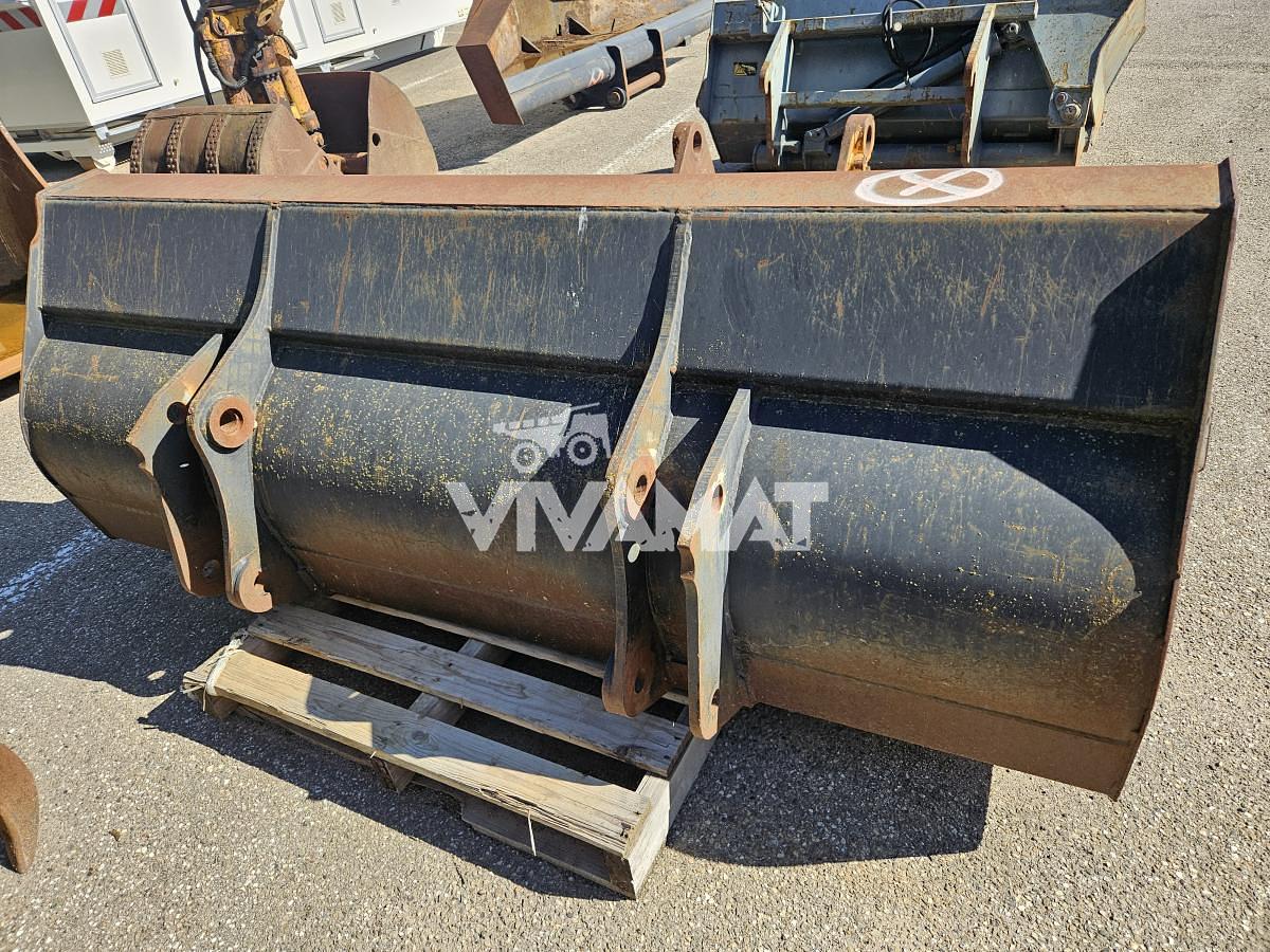 Used Caterpillar CAT 428d -