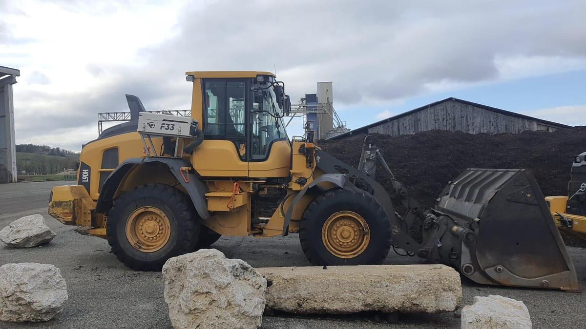 Used 2020 Volvo L90H