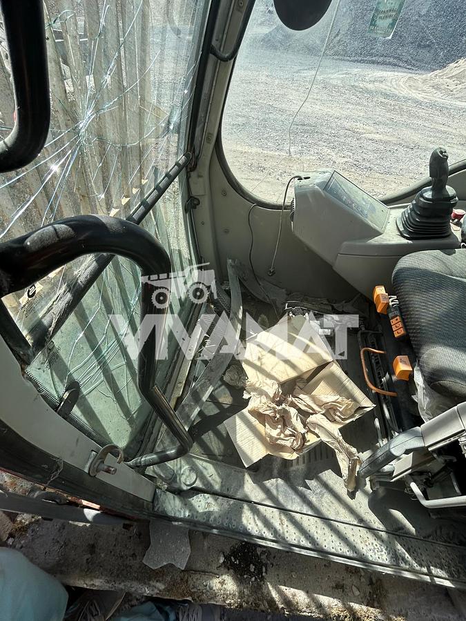 D'occasion Cabine compatible LIEBHERR 904C 914C 924C 934C 944C de 2007