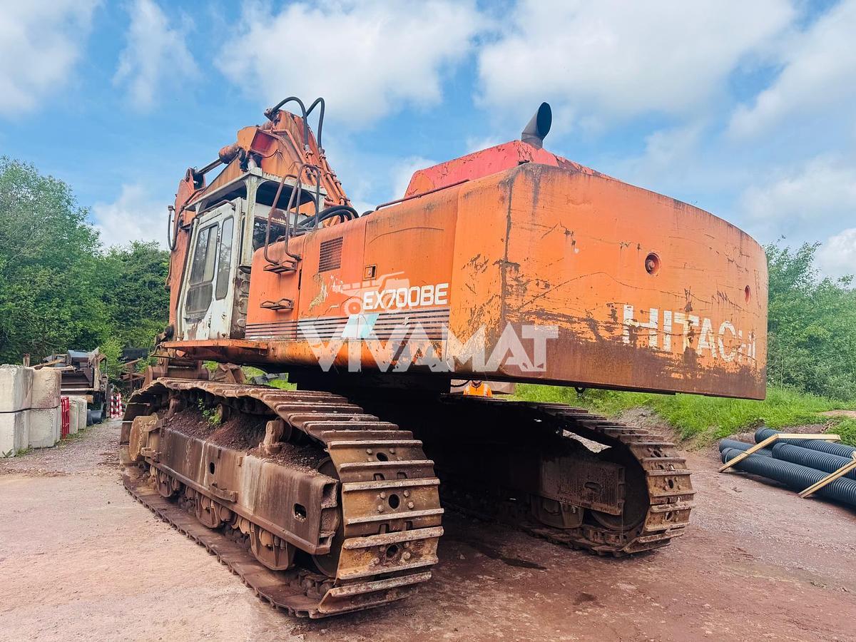 D'occasion Chargeuse sur chenille HITACHI EX700 BE 1993