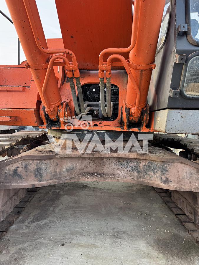 Used 2003 Hitachi ZX650LCH