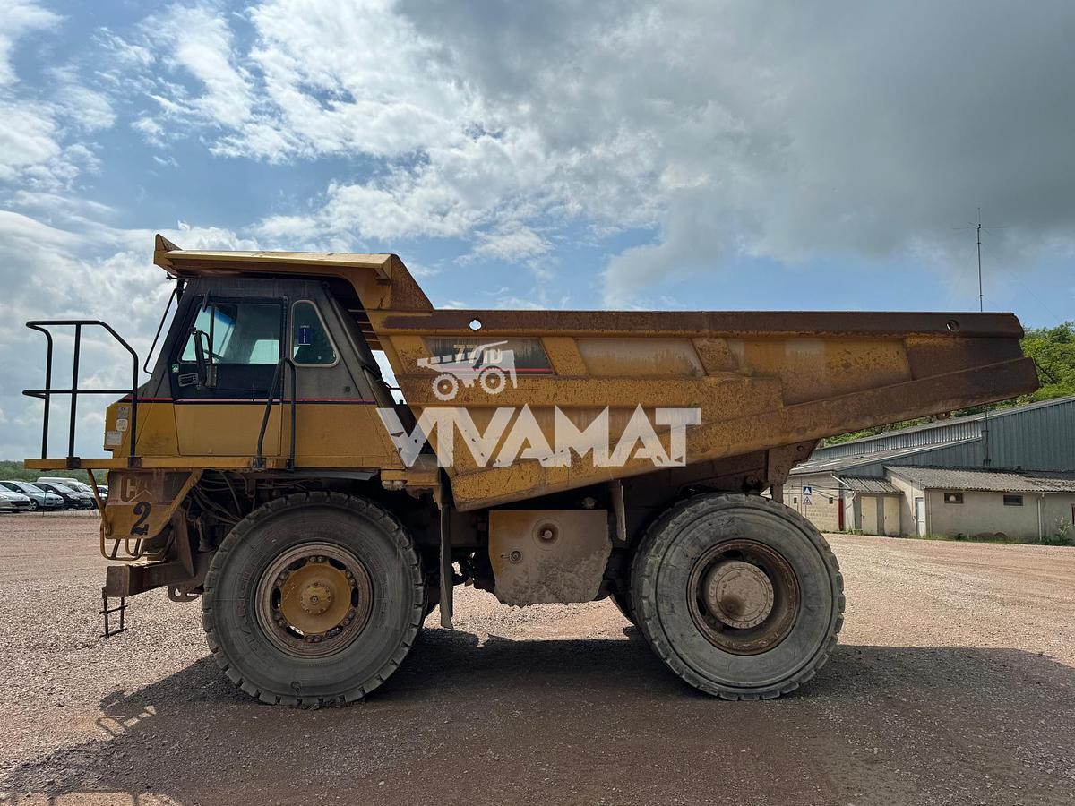 D'occasion Tombereau rigide CAT 771D 2002 34700hrs