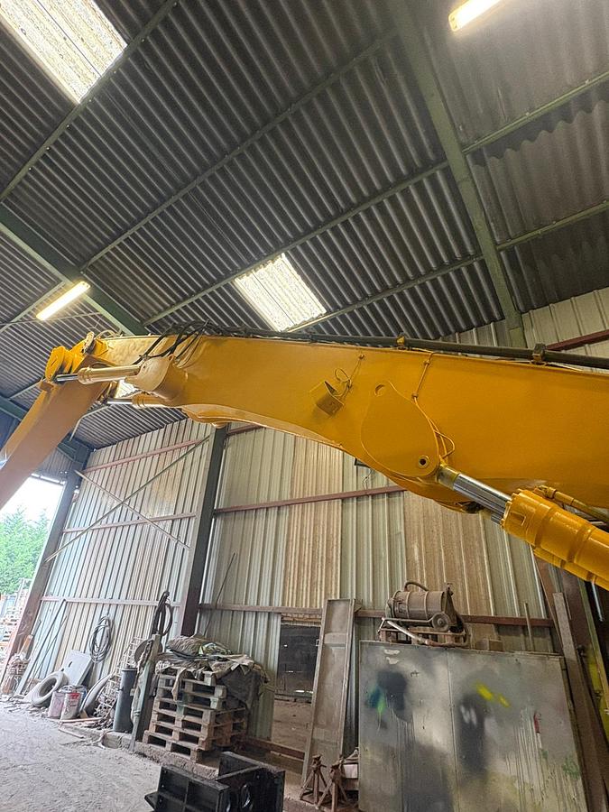 Used Liebherr R934B EW