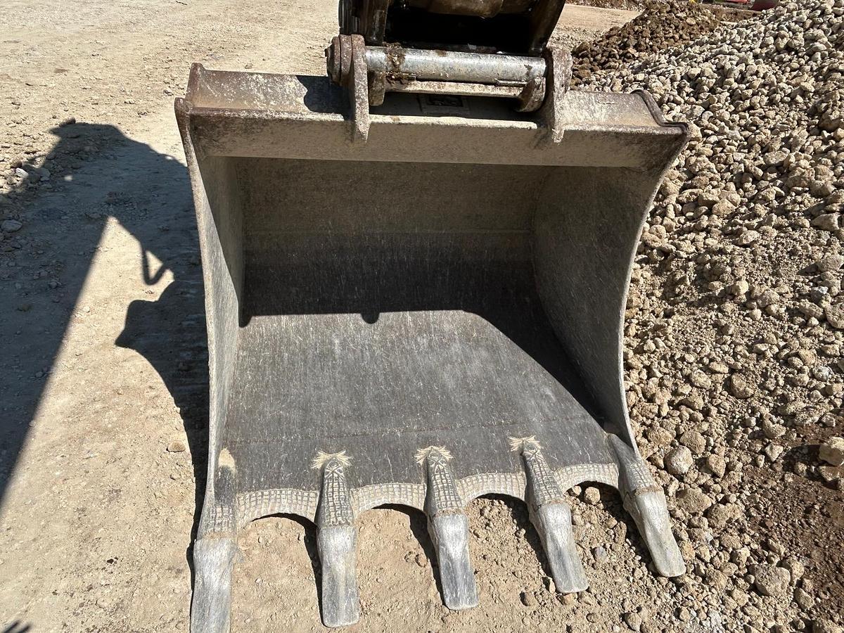 D'occasion 2013 LIEBHERR R924 LC