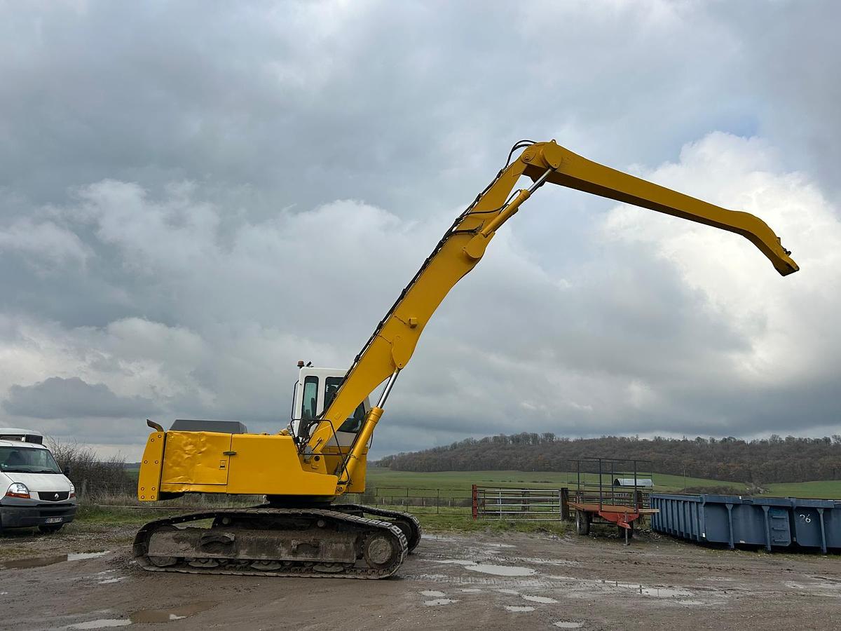Used Liebherr R934B EW