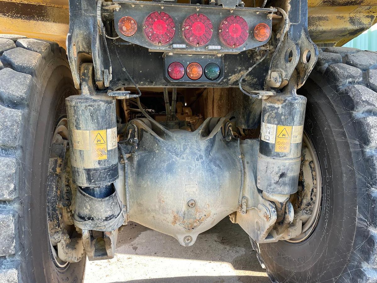 Used 2019 Komatsu HD465-8