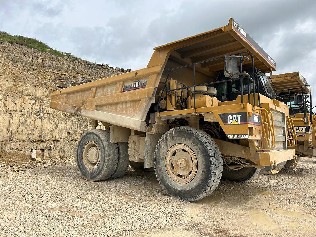 Used Caterpillar 771D