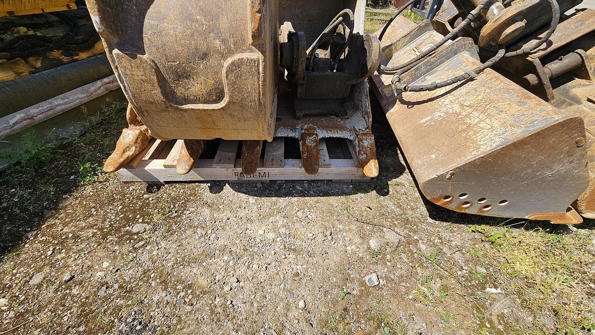 D'occasion Godet de terrassement Volvo EW160 largeur 115cm