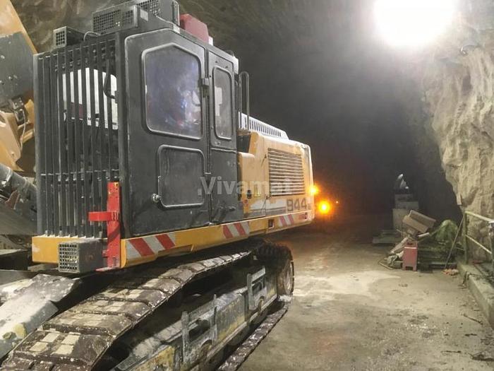 D'occasion 2015 Liebherr R 944 C