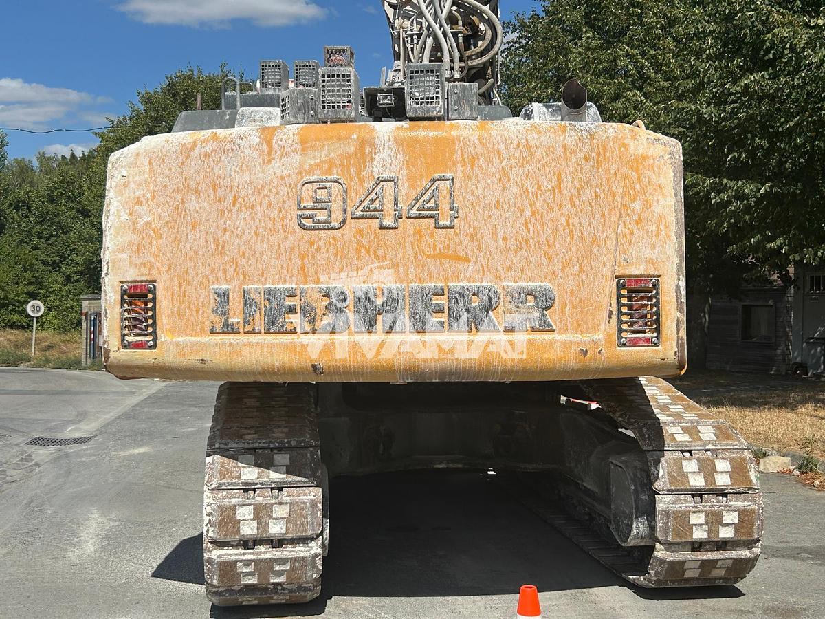 D'occasion Pelle sur chenille Liebherr R944C Tunnel 2015