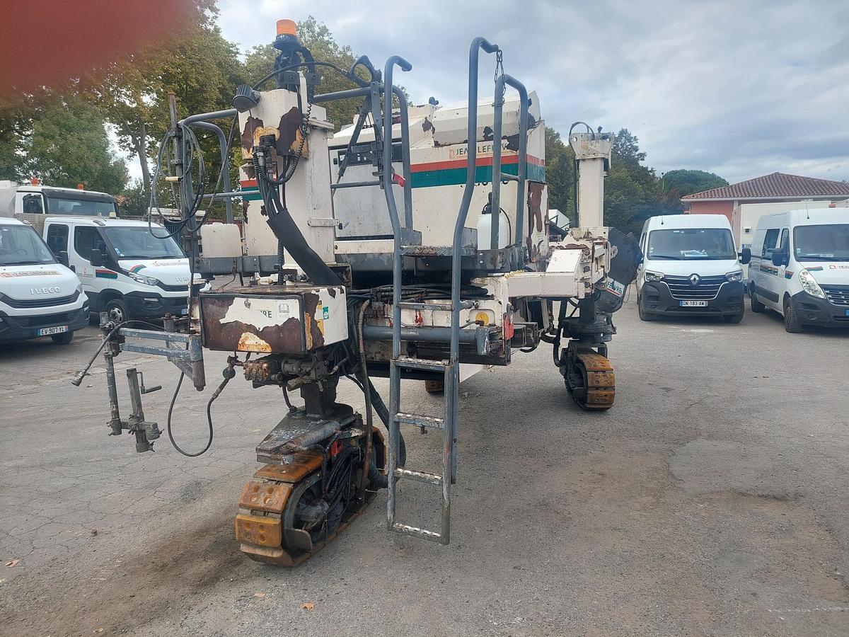 Used 2008 Wirtgen SP150F