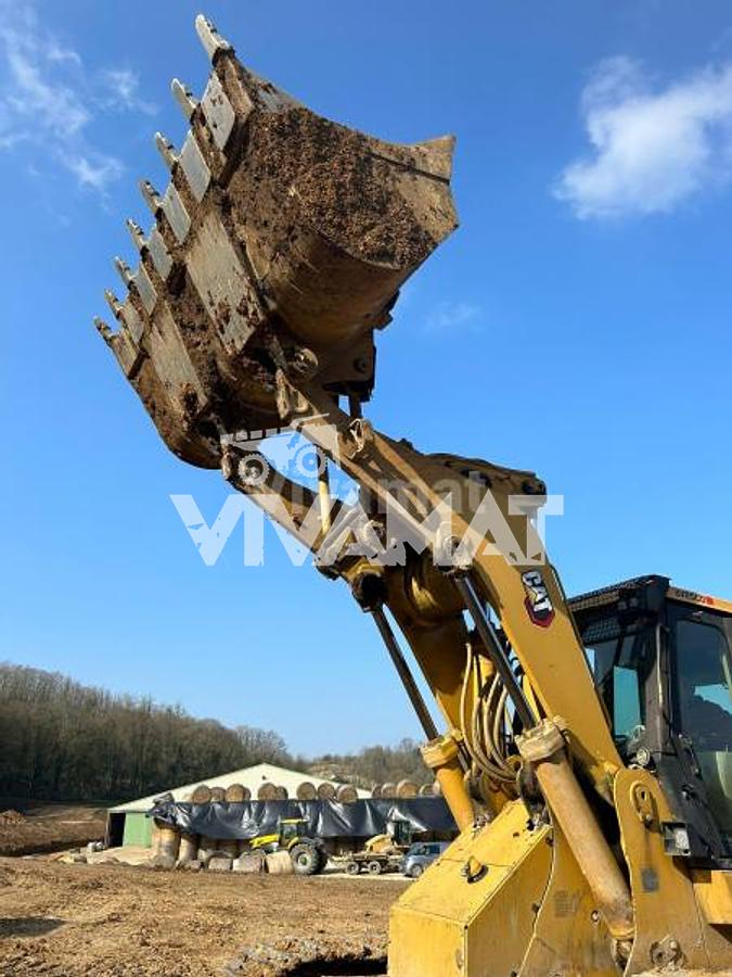 Used 2002 Caterpillar 973C -