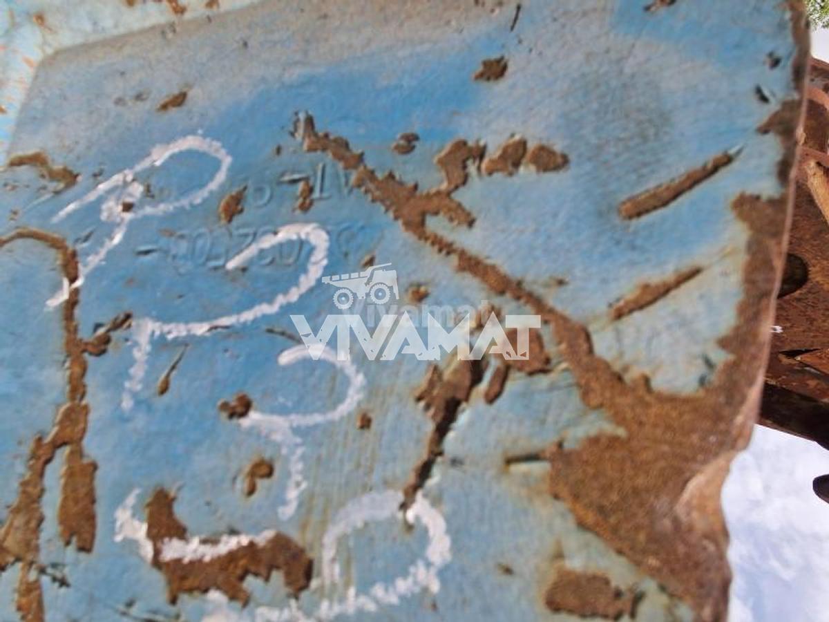 D'occasion Marteau hydraulique pour pelle de 24 tonnes Attache Liebherr 924 déboulonnable