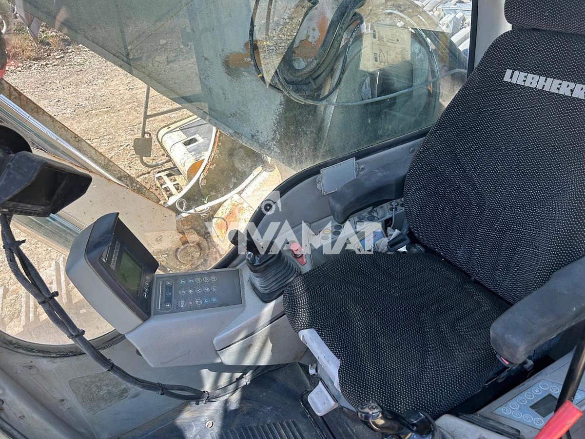 D'occasion Pelle sur chenilles LIEBHERR 954C HD litronic 2007