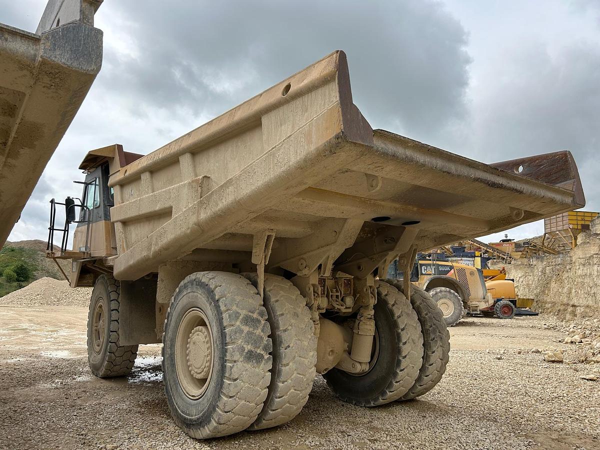 Used Caterpillar 771D