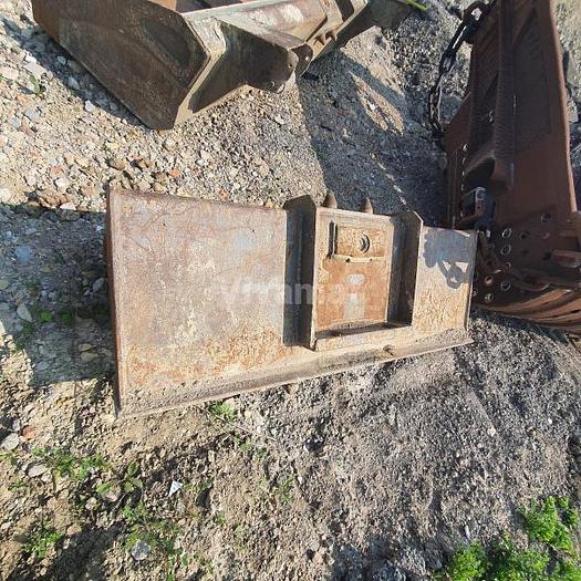 D'occasion Godet de curage Mecalac 8MCR Largeur 145cm