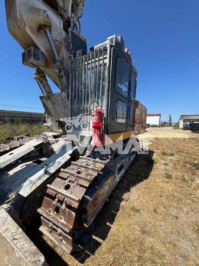Used 2015 Liebherr R 944 C tunnel