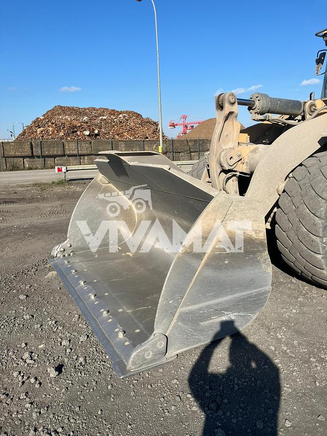 D'occasion Godet de chargeuse Caterpillar 966MXE