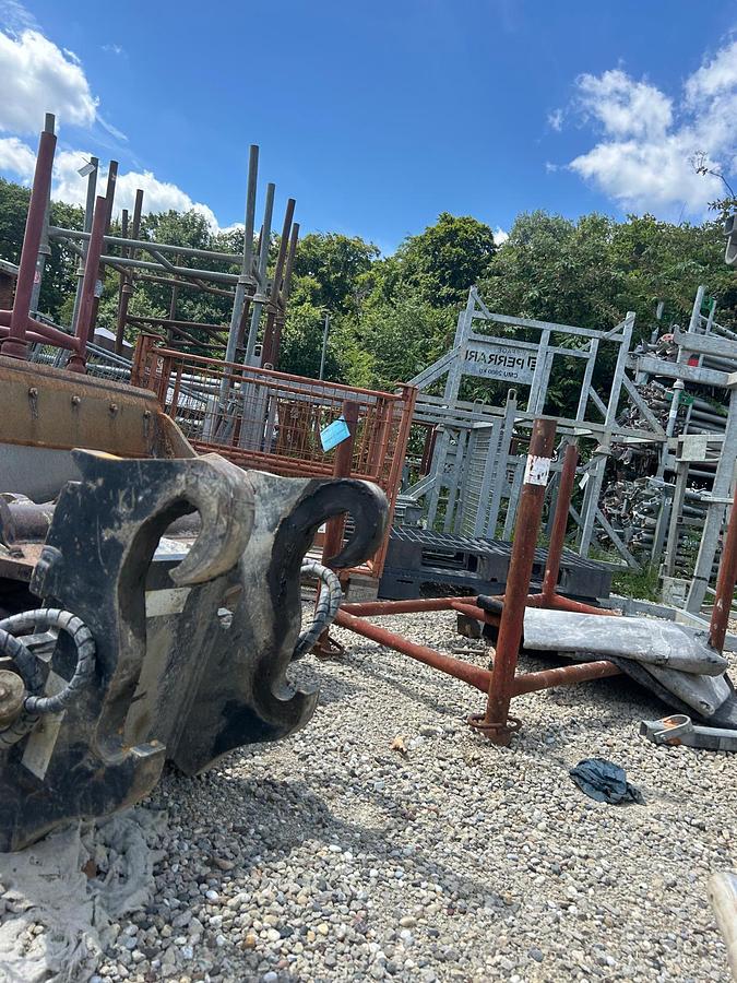 D'occasion Godet de curage inclinable 210cm 2019 Mecalac 15MWR