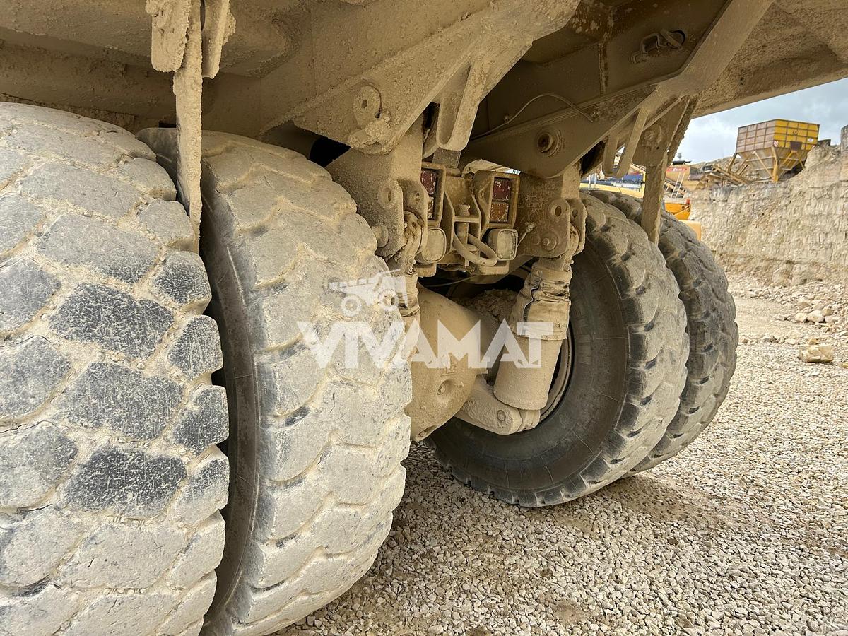 Used Caterpillar 771D